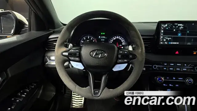 Hyundai Veloster 2021 — ფოტო 12/20