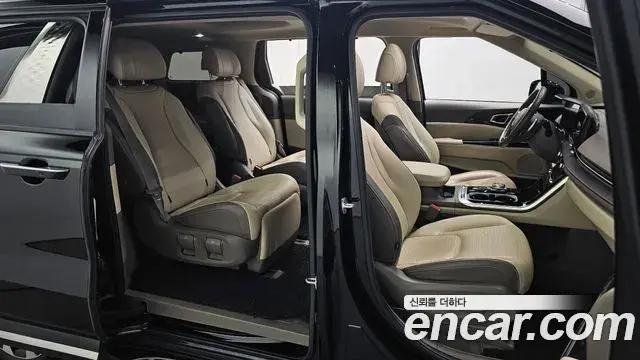 Kia Carnival 2022 — Фото 10/20