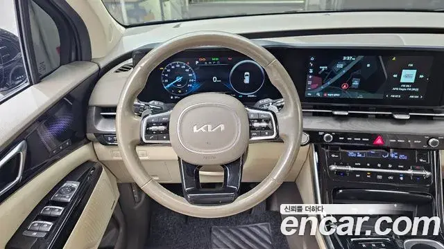 Kia Carnival 2022 — Фото 13/20