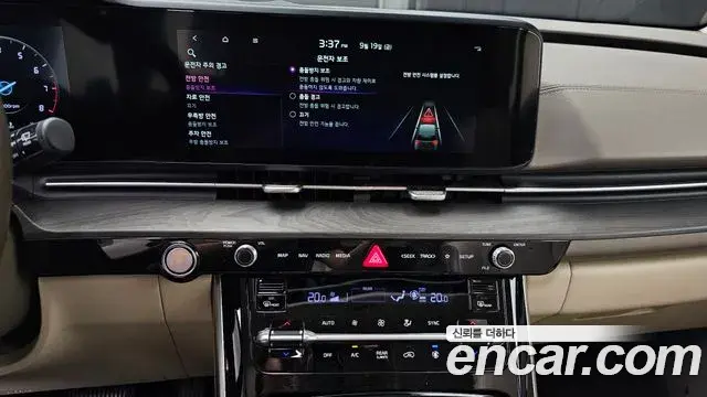 Kia Carnival 2022 — Фото 14/20