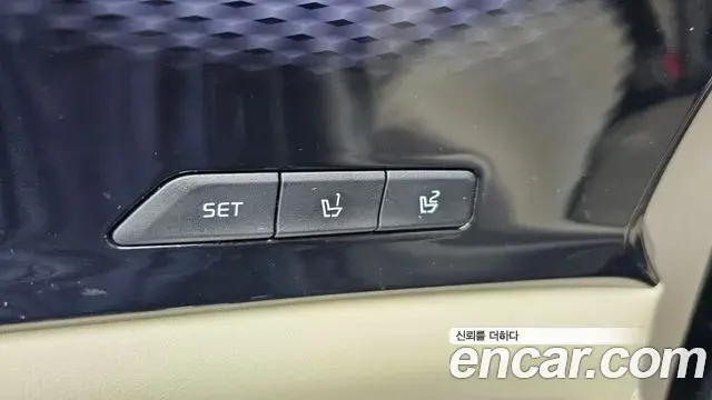 Kia Carnival 2022 — Фото 16/20