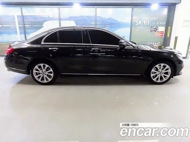 Mercedes-Benz E-Class 2019 — ფოტო 20/20