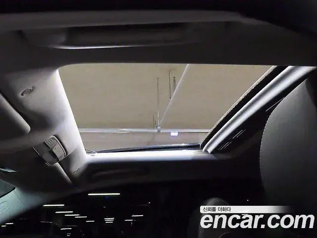 Mercedes-Benz E-Class 2019 — ფოტო 2/20