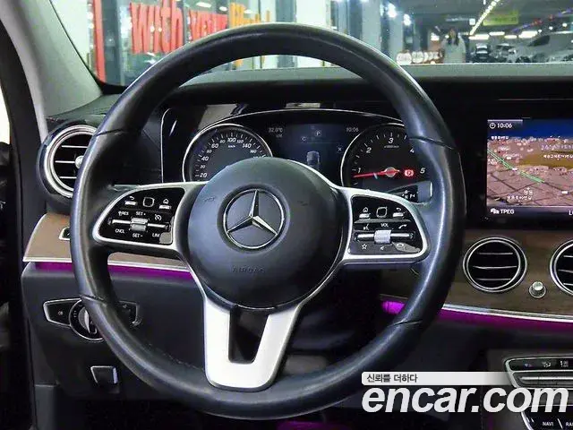 Mercedes-Benz E-Class 2019 — ფოტო 3/20
