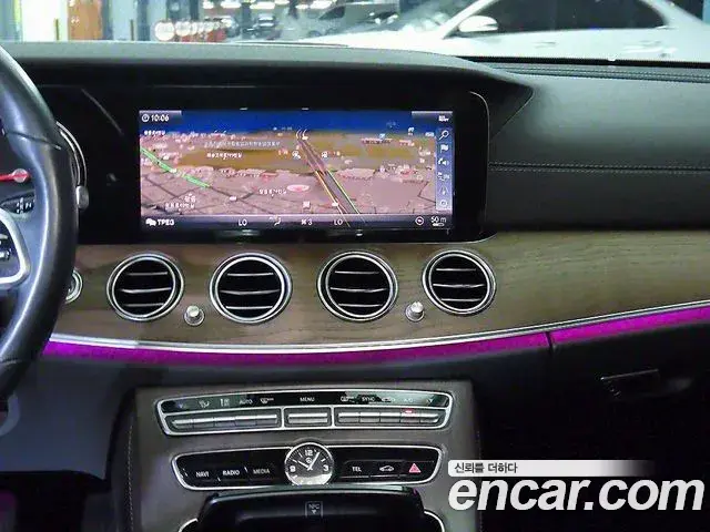 Mercedes-Benz E-Class 2019 — ფოტო 12/20