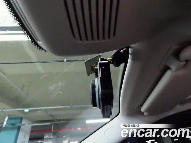 Mercedes-Benz E-Class 2019 — ფოტო 4/20