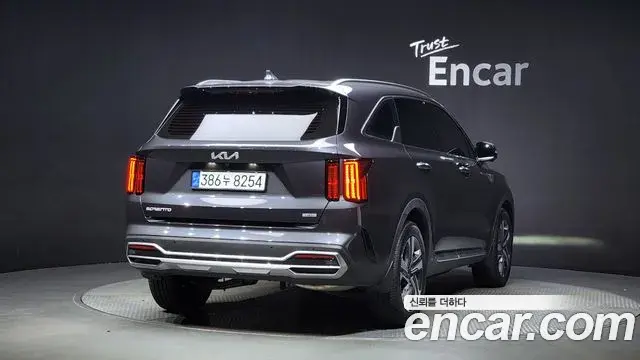 Kia Sorento 2023 — Photo 15/20