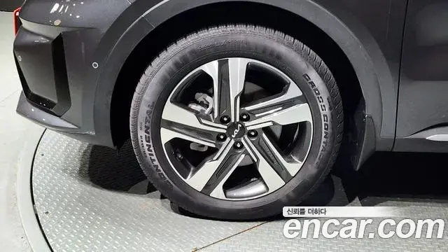 Kia Sorento 2023 — Photo 11/20