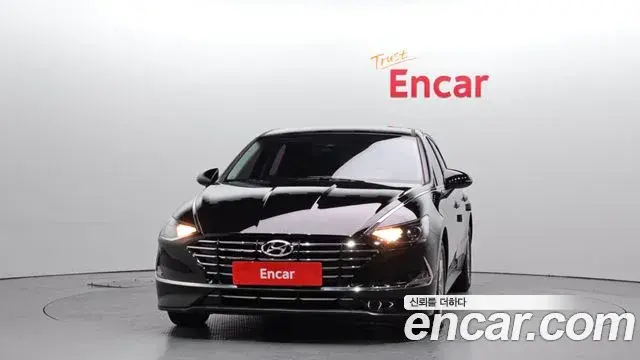 Hyundai Sonata Hybrid 2019 — ფოტო 5/20