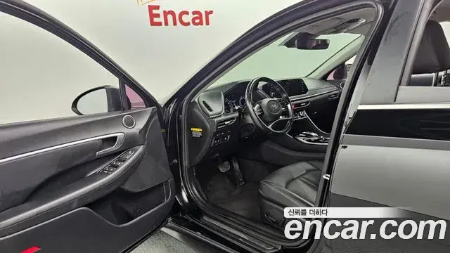 Hyundai Sonata Hybrid 2019 — ფოტო 6/20