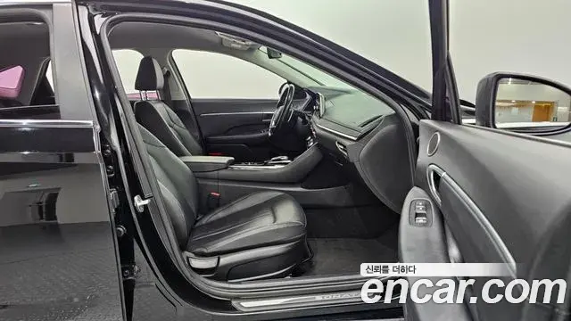 Hyundai Sonata Hybrid 2019 — ფოტო 20/20