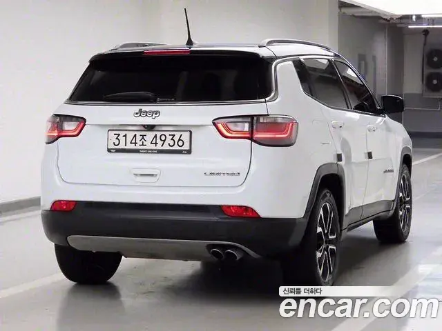 Jeep Compass 2022 — Фото 3/20