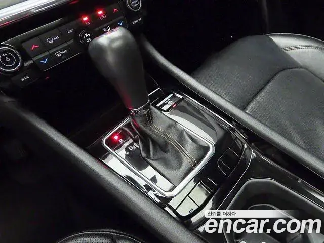 Jeep Compass 2022 — Фото 10/20