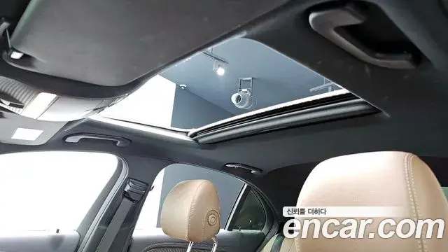 Mercedes-Benz E-Class 2022 — ფოტო 2/20