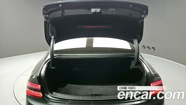 Genesis G80 2020 — ფოტო 17/20