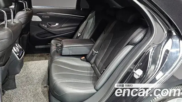 Mercedes-Benz S-Class 2019 — ფოტო 14/20