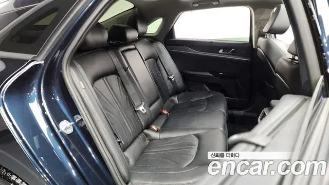 Kia K5 2023 — ფოტო 10/20