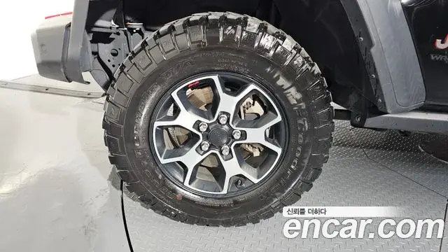 Jeep Wrangler 2021 — Фото 5/20