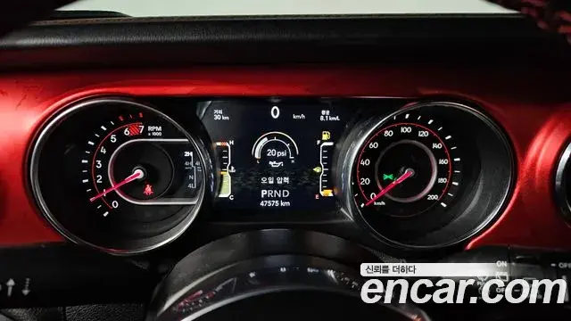 Jeep Wrangler 2021 — Фото 8/20