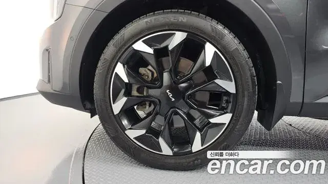 Kia Sorento 2024 — Şəkil 6/20