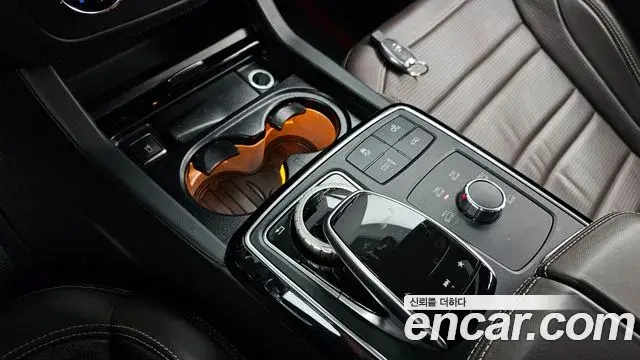 Mercedes-Benz GLE-Class 2019 — Şəkil 1/20