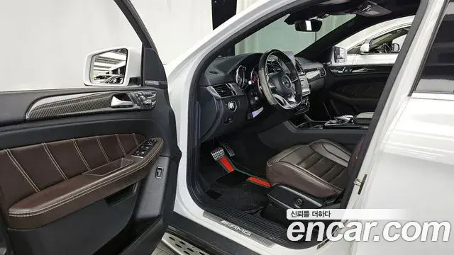 Mercedes-Benz GLE-Class 2019 — Şəkil 19/20