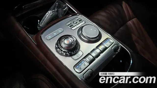 Genesis G90 2022 — Şəkil 8/20