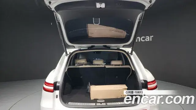 Genesis GV70 2023 — Şəkil 9/20