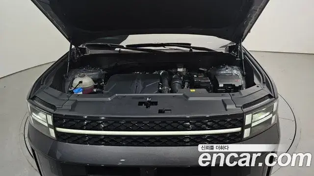 Hyundai Santa Fe 2023 — ფოტო 19/20