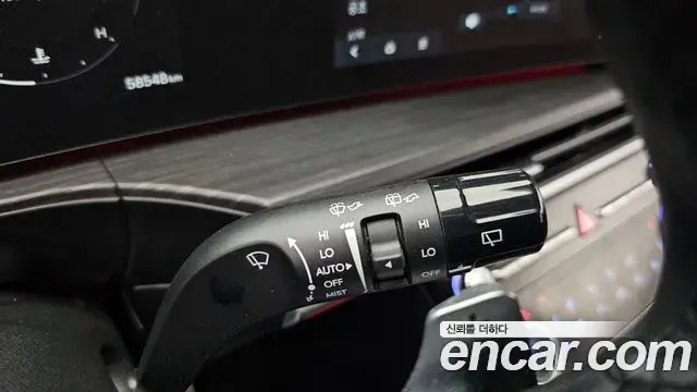 Hyundai Santa Fe 2023 — ფოტო 1/20