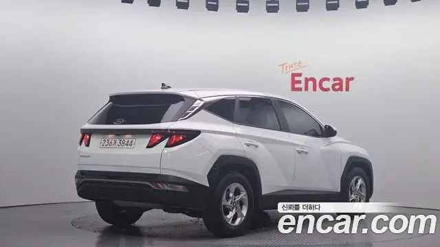 Hyundai Tucson Hybrid 2022 — ფოტო 3/20