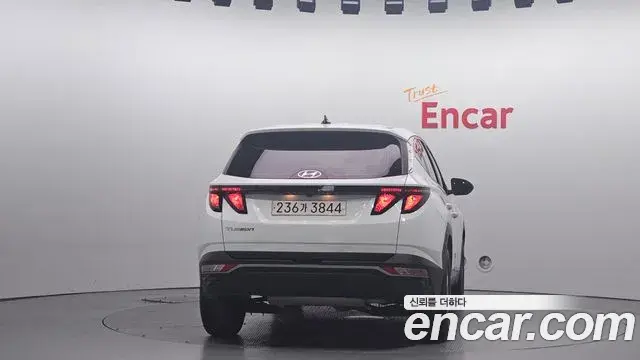 Hyundai Tucson Hybrid 2022 — ფოტო 1/20