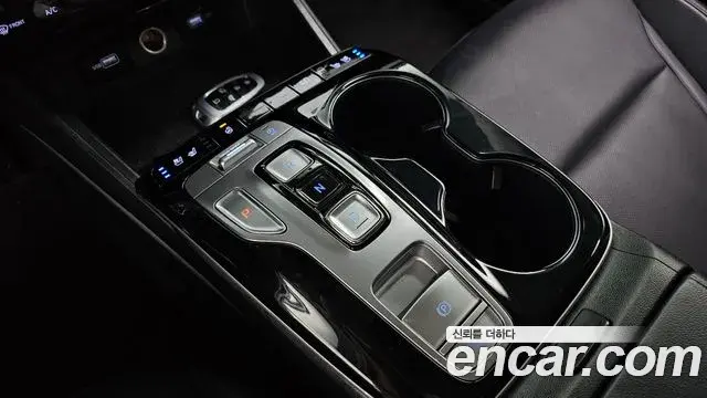 Hyundai Tucson Hybrid 2022 — ფოტო 14/20