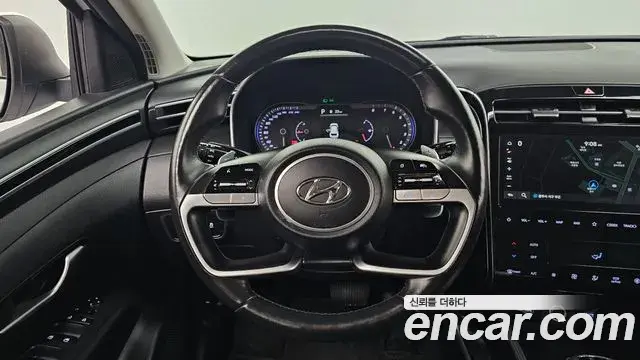 Hyundai Tucson Hybrid 2022 — ფოტო 19/20