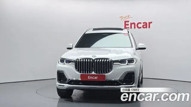 BMW X7 2021 — Фото 3/20