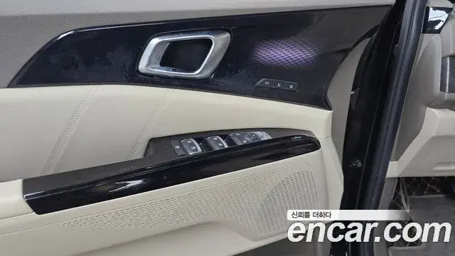 Kia Carnival 2020 — Şəkil 11/20