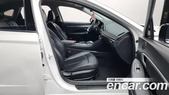 Hyundai Sonata Hybrid 2022 — ფოტო 6/20