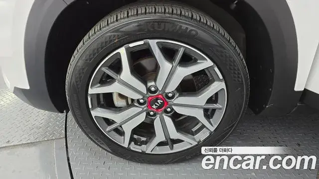 Kia Seltos 2020 — Şəkil 15/20