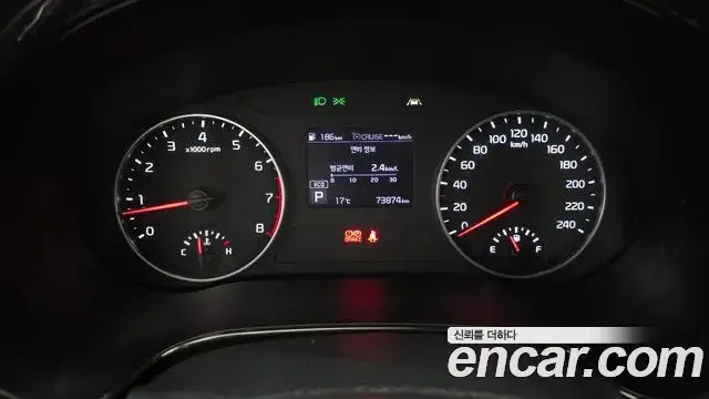 Kia Seltos 2020 — Şəkil 13/20