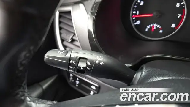 Kia Seltos 2020 — Şəkil 6/20