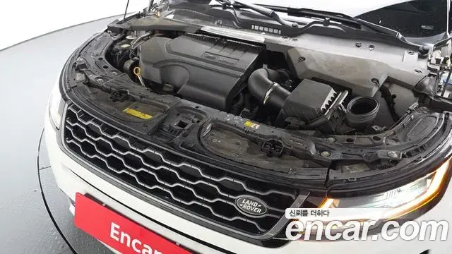 Land Rover Range Rover Evoque 2022 — Фото 5/20