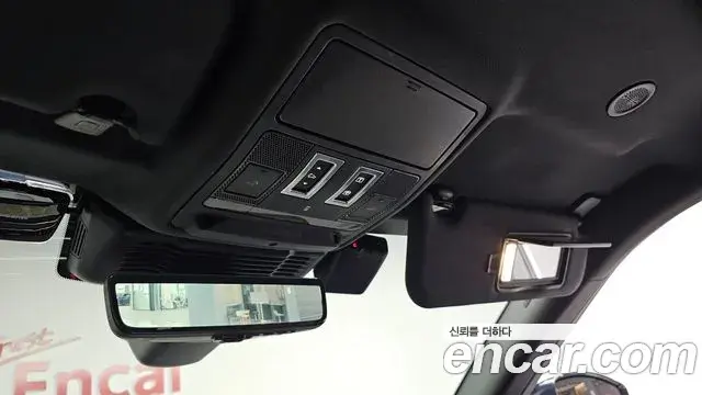 Land Rover Range Rover Evoque 2022 — Фото 19/20
