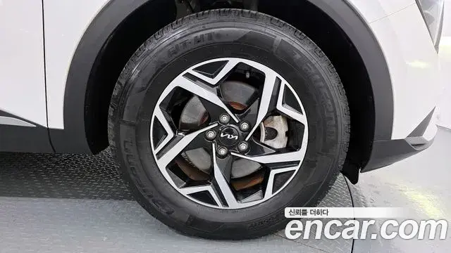 Kia Sportage 2021 — Şəkil 18/20