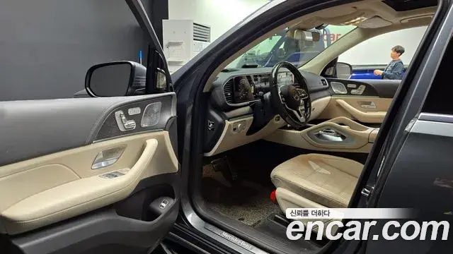 Mercedes-Benz GLS-Class 2020 — Şəkil 17/20