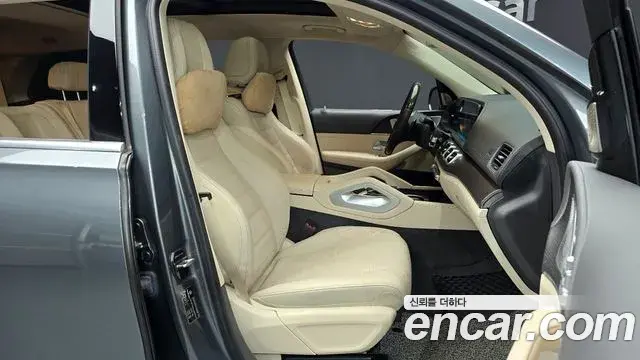 Mercedes-Benz GLS-Class 2020 — Şəkil 13/20