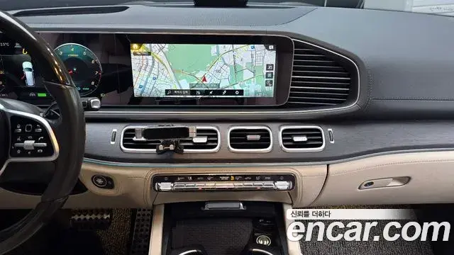 Mercedes-Benz GLS-Class 2020 — Şəkil 18/20