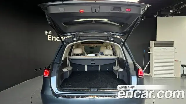 Mercedes-Benz GLS-Class 2020 — Şəkil 7/20