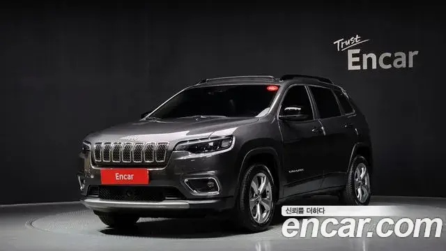 Jeep Cherokee 2022 — Фото 1/20