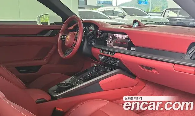 Porsche 911 2024 — Photo 3/18