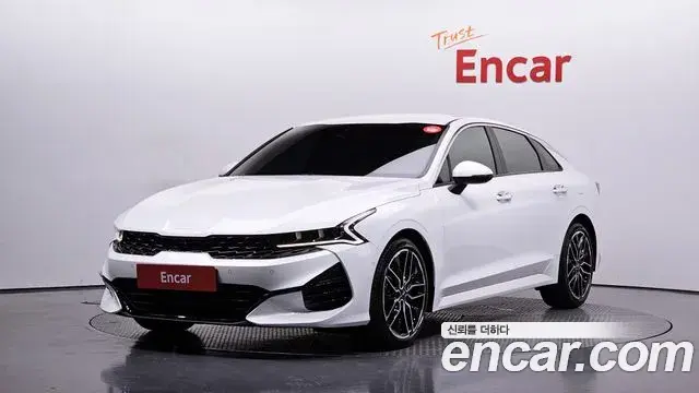 Kia K5 2021 — Şəkil 9/20